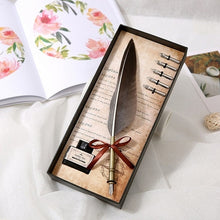 Load image into Gallery viewer, Retro Vintage Calligraphy Feather Dip Pen &amp; Ink Set